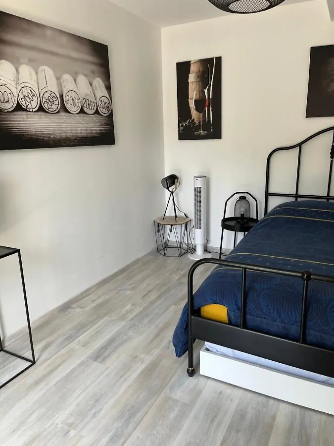 Guest house Chambre Double Independante Harmonie Au Sein Du Domaine Passeloup Porte Des Pierres Dorees France